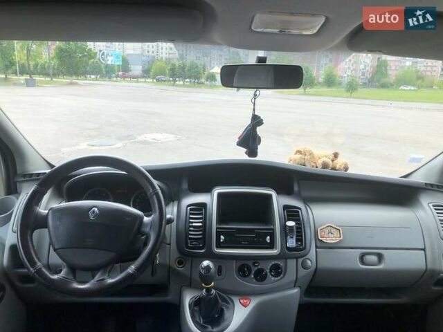Сірий Рено Трафік вант-пас., об'ємом двигуна 2 л та пробігом 240 тис. км за 12000 $, фото 7 на Automoto.ua