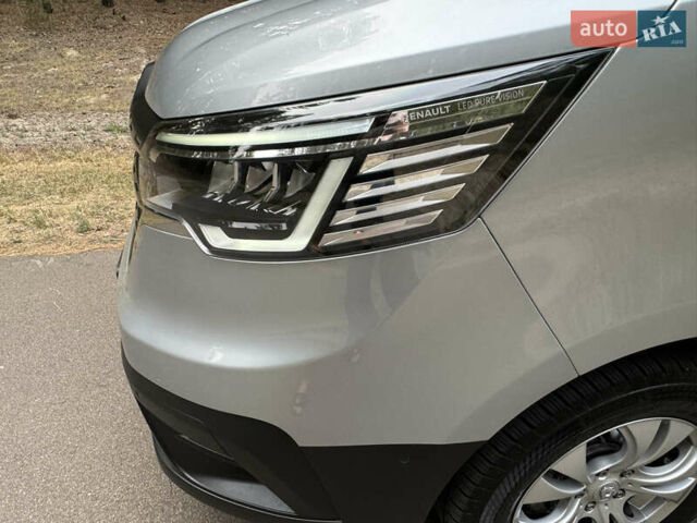 Серый Рено Трафик груз-пасс., объемом двигателя 2 л и пробегом 12 тыс. км за 42800 $, фото 25 на Automoto.ua