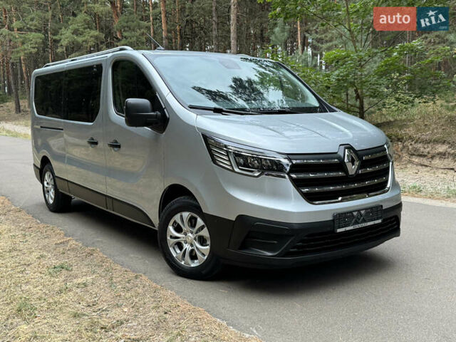Серый Рено Трафик груз-пасс., объемом двигателя 2 л и пробегом 12 тыс. км за 42800 $, фото 70 на Automoto.ua