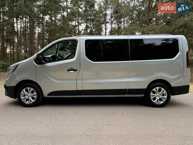 Серый Рено Трафик груз-пасс., объемом двигателя 2 л и пробегом 12 тыс. км за 42800 $, фото 8 на Automoto.ua