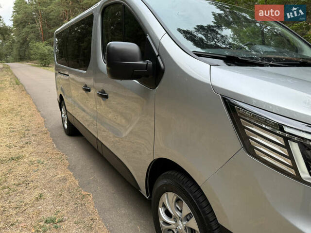 Серый Рено Трафик груз-пасс., объемом двигателя 2 л и пробегом 12 тыс. км за 42800 $, фото 29 на Automoto.ua