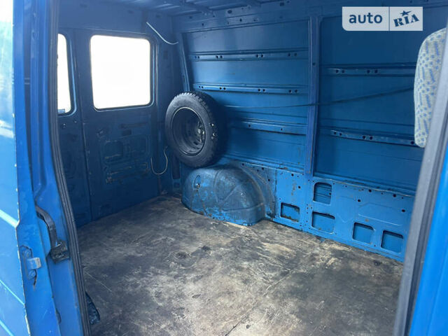 Синий Рено Трафик груз-пасс., объемом двигателя 1.7 л и пробегом 180 тыс. км за 1350 $, фото 8 на Automoto.ua