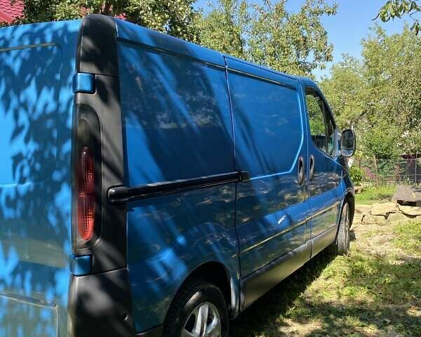 Синій Рено Трафік вант-пас., об'ємом двигуна 1.9 л та пробігом 361 тис. км за 6850 $, фото 2 на Automoto.ua