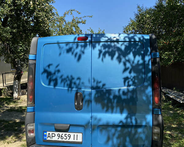 Синій Рено Трафік вант-пас., об'ємом двигуна 1.9 л та пробігом 361 тис. км за 6850 $, фото 17 на Automoto.ua