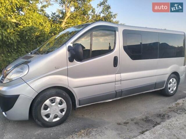 Коричневий Рено Трафік, об'ємом двигуна 2 л та пробігом 308 тис. км за 8500 $, фото 5 на Automoto.ua
