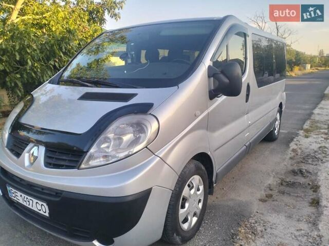 Коричневий Рено Трафік, об'ємом двигуна 2 л та пробігом 308 тис. км за 8500 $, фото 7 на Automoto.ua