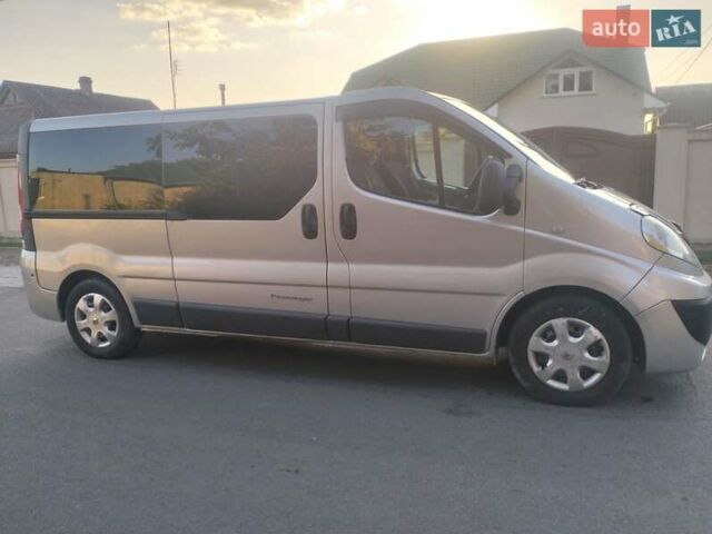 Коричневий Рено Трафік, об'ємом двигуна 2 л та пробігом 308 тис. км за 8500 $, фото 2 на Automoto.ua