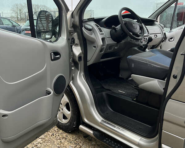 Коричневий Рено Трафік, об'ємом двигуна 2 л та пробігом 278 тис. км за 15970 $, фото 23 на Automoto.ua