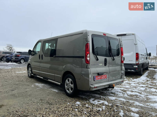 Коричневий Рено Трафік, об'ємом двигуна 2 л та пробігом 278 тис. км за 15970 $, фото 2 на Automoto.ua