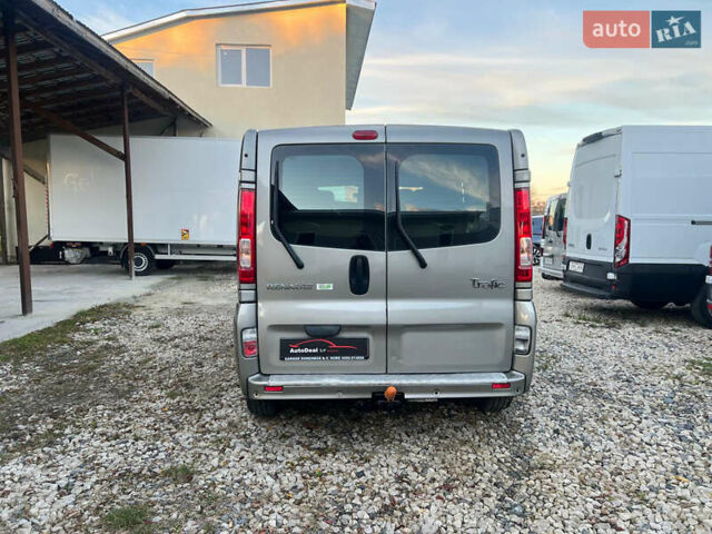 Коричневий Рено Трафік, об'ємом двигуна 2 л та пробігом 270 тис. км за 16450 $, фото 10 на Automoto.ua