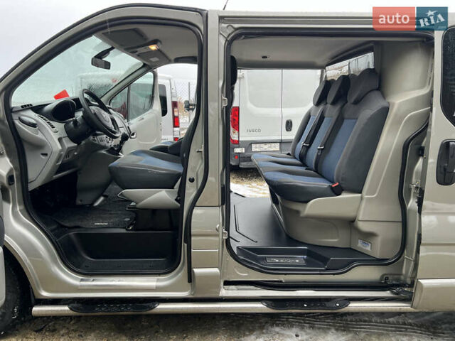 Коричневий Рено Трафік, об'ємом двигуна 2 л та пробігом 278 тис. км за 15970 $, фото 19 на Automoto.ua