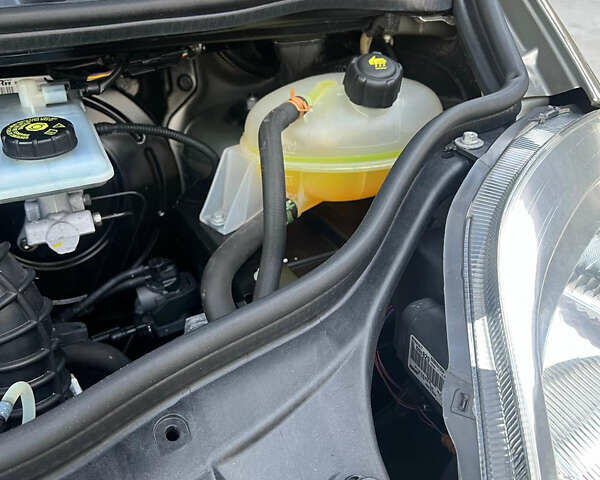 Коричневий Рено Трафік, об'ємом двигуна 2 л та пробігом 270 тис. км за 16450 $, фото 43 на Automoto.ua