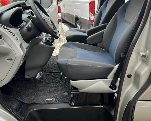 Коричневий Рено Трафік, об'ємом двигуна 2 л та пробігом 278 тис. км за 15970 $, фото 21 на Automoto.ua