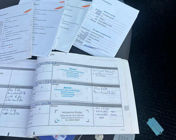 Коричневий Рено Трафік, об'ємом двигуна 2 л та пробігом 270 тис. км за 16450 $, фото 34 на Automoto.ua