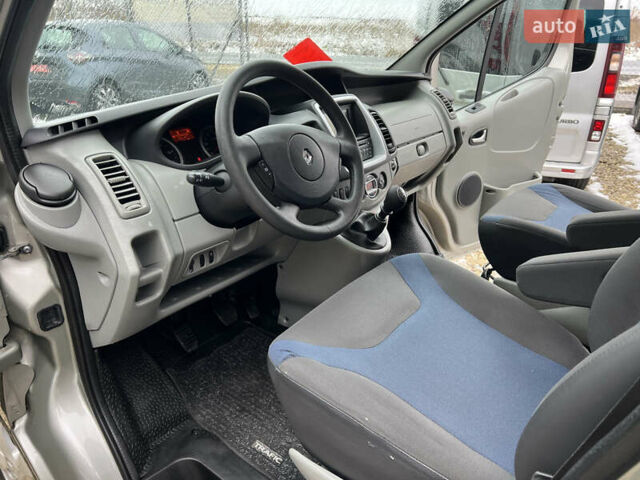Коричневий Рено Трафік, об'ємом двигуна 2 л та пробігом 278 тис. км за 15970 $, фото 22 на Automoto.ua