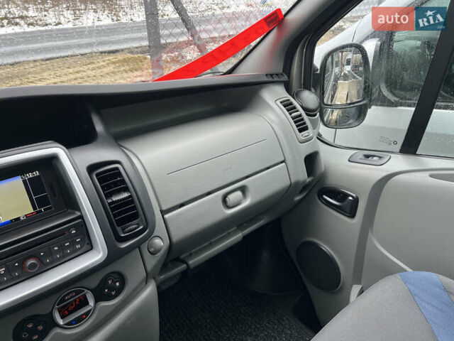Коричневий Рено Трафік, об'ємом двигуна 2 л та пробігом 278 тис. км за 15970 $, фото 33 на Automoto.ua