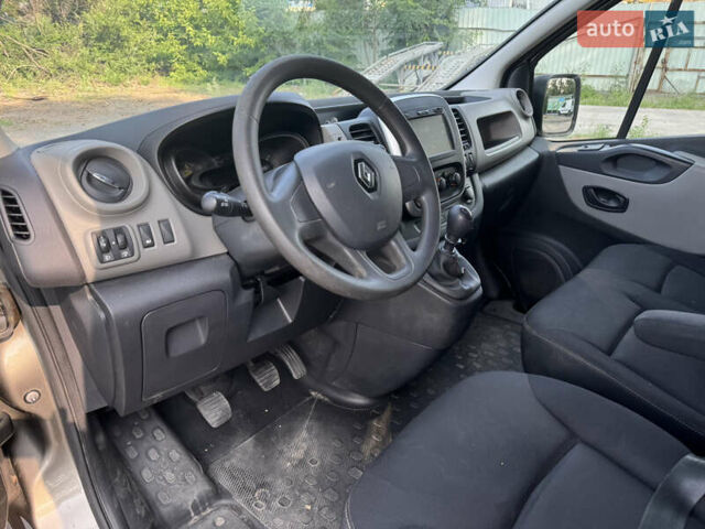 Коричневий Рено Трафік, об'ємом двигуна 1.6 л та пробігом 214 тис. км за 13400 $, фото 9 на Automoto.ua