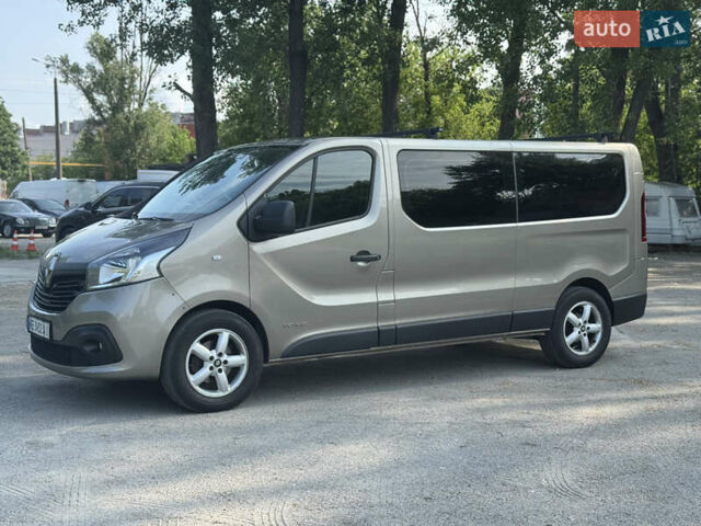 Коричневий Рено Трафік, об'ємом двигуна 1.6 л та пробігом 214 тис. км за 13400 $, фото 2 на Automoto.ua