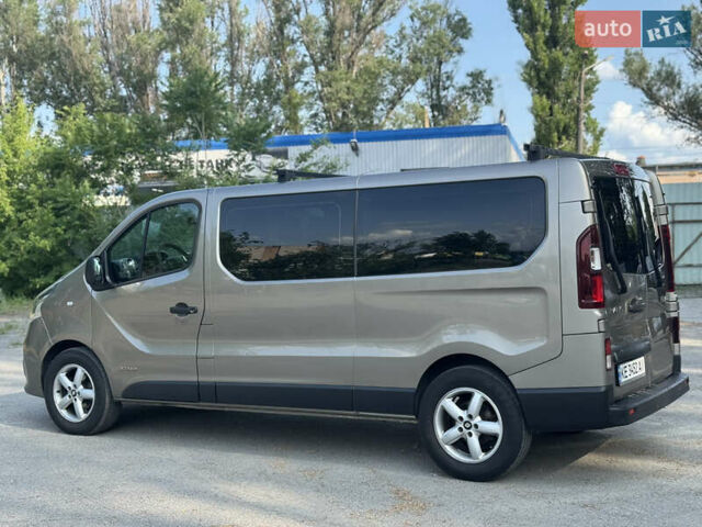 Коричневий Рено Трафік, об'ємом двигуна 1.6 л та пробігом 214 тис. км за 13400 $, фото 3 на Automoto.ua