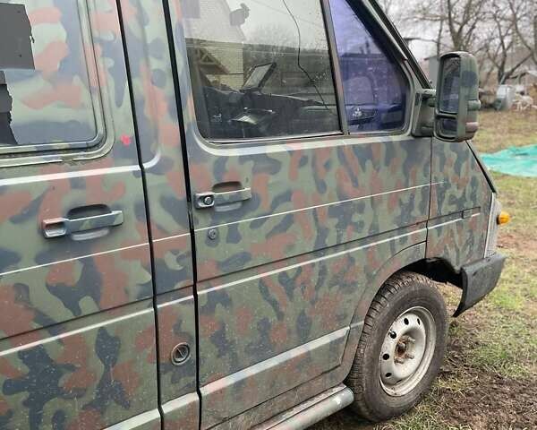 Червоний Рено Трафік, об'ємом двигуна 2.16 л та пробігом 300 тис. км за 2800 $, фото 5 на Automoto.ua