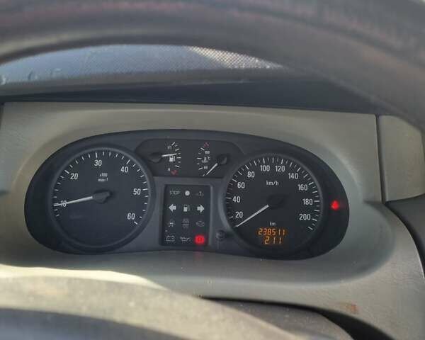 Червоний Рено Трафік, об'ємом двигуна 1.9 л та пробігом 238 тис. км за 5500 $, фото 5 на Automoto.ua