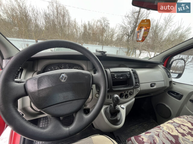 Червоний Рено Трафік, об'ємом двигуна 1.9 л та пробігом 358 тис. км за 4000 $, фото 19 на Automoto.ua