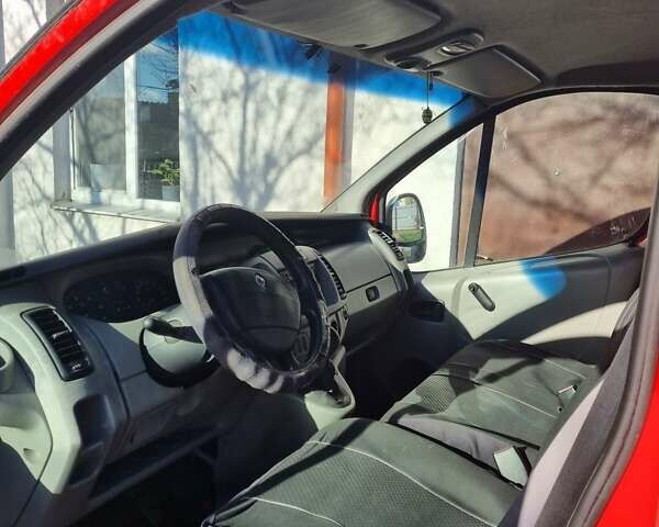 Червоний Рено Трафік, об'ємом двигуна 1.9 л та пробігом 238 тис. км за 5500 $, фото 1 на Automoto.ua