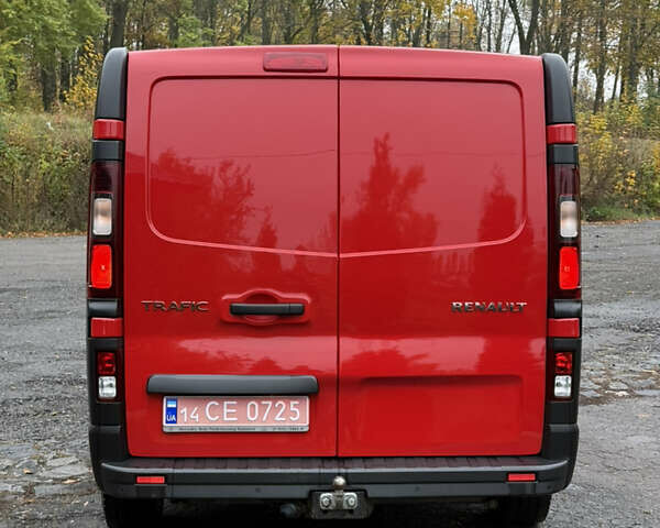 Червоний Рено Трафік, об'ємом двигуна 0 л та пробігом 200 тис. км за 20500 $, фото 3 на Automoto.ua