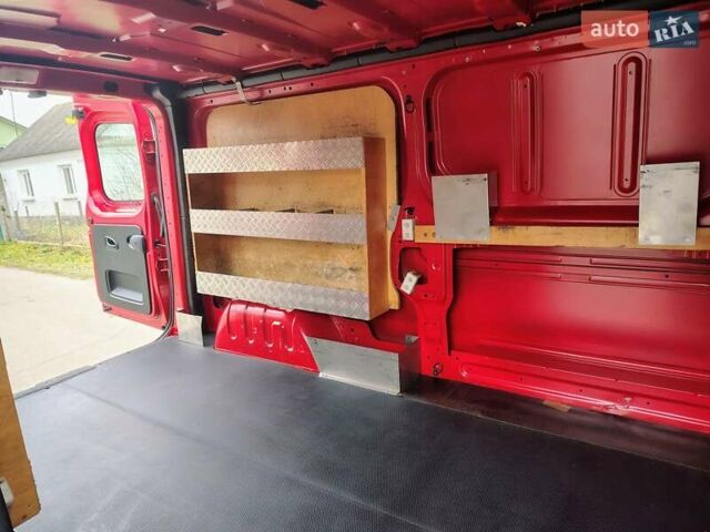 Червоний Рено Трафік, об'ємом двигуна 2 л та пробігом 248 тис. км за 18500 $, фото 20 на Automoto.ua