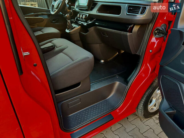 Красный Рено Трафик, объемом двигателя 2 л и пробегом 69 тыс. км за 28700 $, фото 37 на Automoto.ua