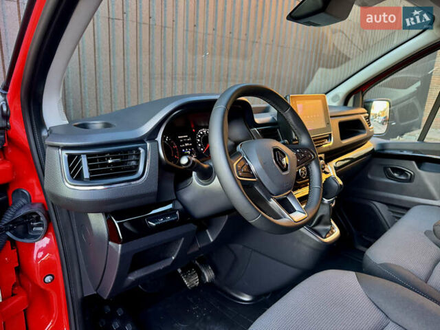 Красный Рено Трафик, объемом двигателя 2 л и пробегом 69 тыс. км за 28700 $, фото 41 на Automoto.ua