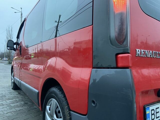 Красный Рено Трафик, объемом двигателя 1.9 л и пробегом 450 тыс. км за 7500 $, фото 8 на Automoto.ua