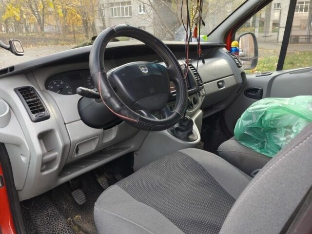 Червоний Рено Трафік, об'ємом двигуна 1.9 л та пробігом 370 тис. км за 7000 $, фото 5 на Automoto.ua