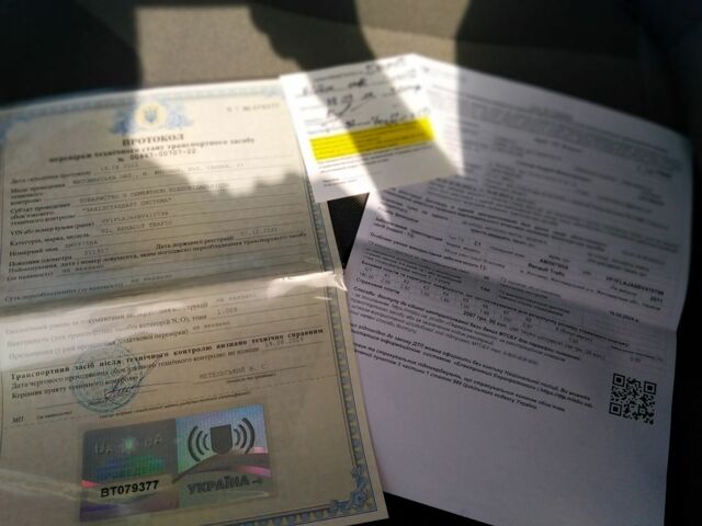 Червоний Рено Трафік, об'ємом двигуна 2.5 л та пробігом 400 тис. км за 9000 $, фото 10 на Automoto.ua