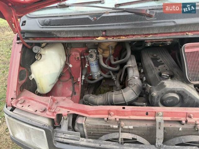 Червоний Рено Трафік, об'ємом двигуна 2.5 л та пробігом 500 тис. км за 990 $, фото 6 на Automoto.ua