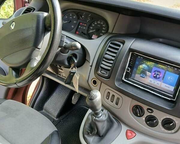 Червоний Рено Трафік, об'ємом двигуна 1.9 л та пробігом 360 тис. км за 4500 $, фото 7 на Automoto.ua