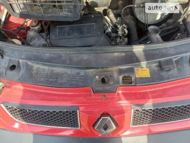 Красный Рено Трафик, объемом двигателя 1.87 л и пробегом 417 тыс. км за 6200 $, фото 14 на Automoto.ua