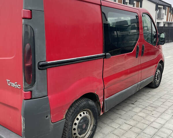 Красный Рено Трафик, объемом двигателя 1.9 л и пробегом 277 тыс. км за 4999 $, фото 20 на Automoto.ua