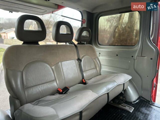 Червоний Рено Трафік, об'ємом двигуна 2.5 л та пробігом 350 тис. км за 7499 $, фото 31 на Automoto.ua