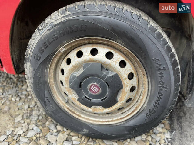 Красный Рено Трафик, объемом двигателя 1.9 л и пробегом 277 тыс. км за 4999 $, фото 27 на Automoto.ua