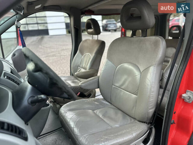 Червоний Рено Трафік, об'ємом двигуна 2.5 л та пробігом 350 тис. км за 7499 $, фото 23 на Automoto.ua