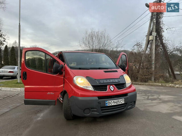 Червоний Рено Трафік, об'ємом двигуна 2.5 л та пробігом 350 тис. км за 7499 $, фото 16 на Automoto.ua