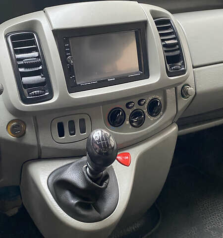 Красный Рено Трафик, объемом двигателя 2.5 л и пробегом 524 тыс. км за 6300 $, фото 8 на Automoto.ua