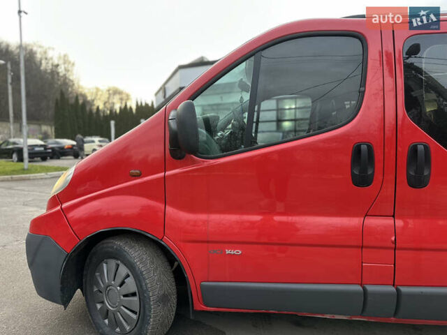 Червоний Рено Трафік, об'ємом двигуна 2.5 л та пробігом 350 тис. км за 7499 $, фото 5 на Automoto.ua
