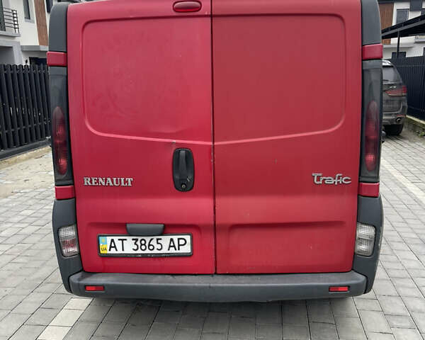 Красный Рено Трафик, объемом двигателя 1.9 л и пробегом 277 тыс. км за 4999 $, фото 4 на Automoto.ua