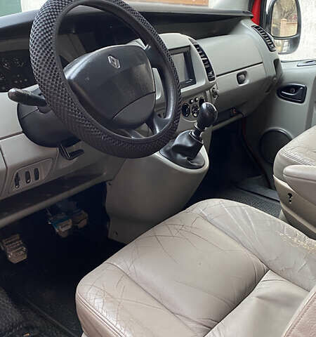 Красный Рено Трафик, объемом двигателя 2.5 л и пробегом 524 тыс. км за 6300 $, фото 9 на Automoto.ua