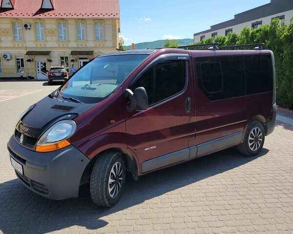 Красный Рено Трафик, объемом двигателя 1.87 л и пробегом 249 тыс. км за 8100 $, фото 5 на Automoto.ua
