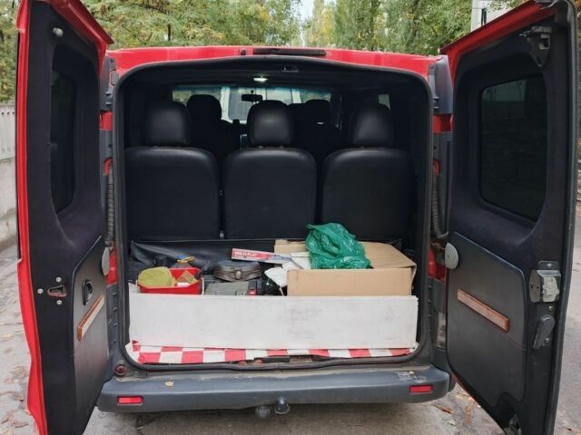 Красный Рено Трафик, объемом двигателя 0 л и пробегом 360 тыс. км за 6200 $, фото 6 на Automoto.ua