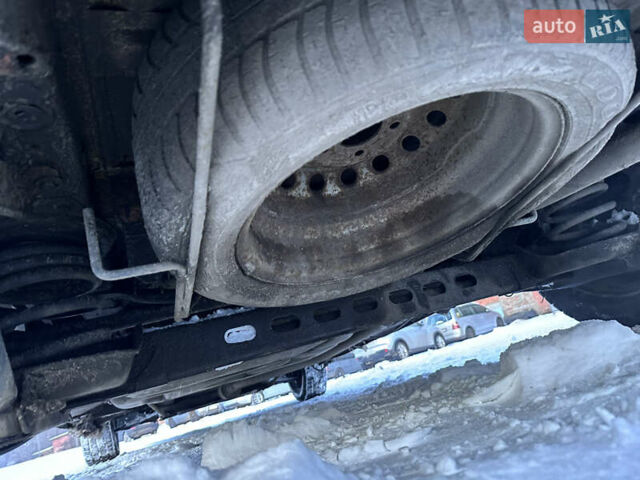 Червоний Рено Трафік, об'ємом двигуна 1.87 л та пробігом 374 тис. км за 5700 $, фото 17 на Automoto.ua