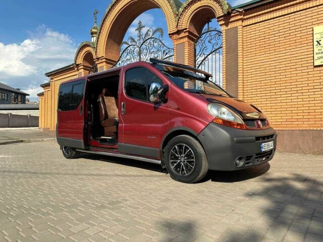 Красный Рено Трафик, объемом двигателя 1.9 л и пробегом 350 тыс. км за 8400 $, фото 6 на Automoto.ua